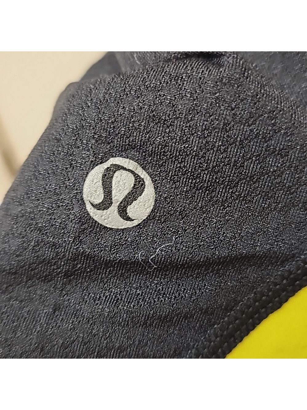 1240. Lululemon Run Inspire Crop II - Picture 6 of 8